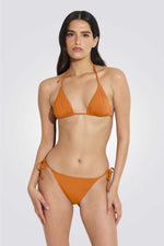 חזיית בקיני משולשים