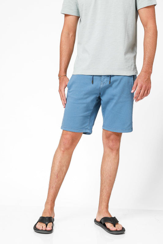 מכנסי ברמודה קצרים בצבע כחול בהיר - MASHBIR//365