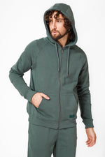 סווטשירט עם כובע בצבע ירוק - MASHBIR//365