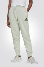 מכנסיים ארוכים ESSENTIALS בצבע מנטה - MASHBIR//365