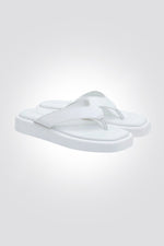 SEVENTYNINE - כפכפי אצבע מאדי בצבע לבן - MASHBIR//365