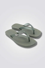 MELISSA - כפכפי אצבע SUN LONG BEACH בצבע ירוק - MASHBIR//365