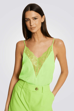 MORGAN - גופיית תחרה בצבע ירוק - MASHBIR//365