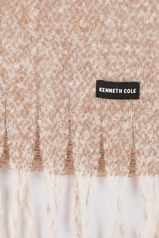 KENNETH COLE - צעיף עבה עם פרנזים בצבע בז' - MASHBIR//365