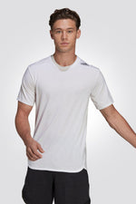 ADIDAS - טישירט אימון לגבר בצבע לבן - MASHBIR//365