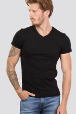 REPLAY - טישירט בייסיק בצבע שחור V - MASHBIR//365