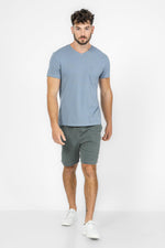 DELTA - טישירט קצרה צאוורון V לגבר בצבע תכלת - MASHBIR//365