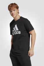 ADIDAS - טישירט קצרה ESSENTIALS בצבע שחור - MASHBIR//365