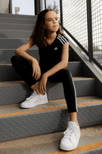 ADIDAS - טישירט לנערות STRIPES בצבע שחור - MASHBIR//365