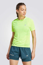 ADIDAS - טישירט לנשים ULTIMATE KNIT בצבע ירוק - MASHBIR//365