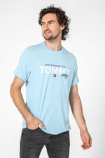 Tommy Hilfiger - טישירט לוגו בצבע תכלת - MASHBIR//365