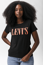 LEVI'S - טישירט NEON SERIF LOGO TEE שחורה - MASHBIR//365