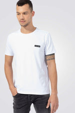 NAUTICA - טישירט סטריפ לוגו בצבע לבן - MASHBIR//365