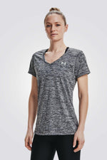 UNDER ARMOUR - טישירט Twist V-Neck שחורה - MASHBIR//365