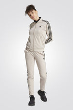 ADIDAS - חליפת אימון לנשים בצבע בז' - MASHBIR//365