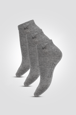 KENNETH COLE - מארז קרסוליות לנשים בצבע שחור לבן ואפור - MASHBIR//365