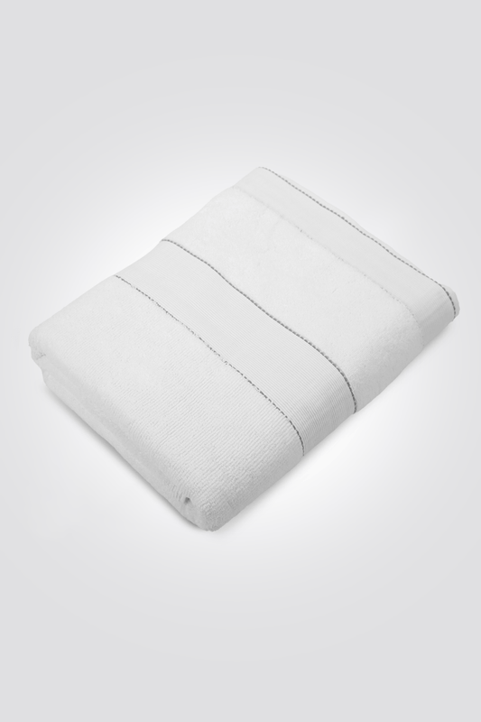 KENNETH COLE - מגבת גוף פרימיום ענקית בצבע לבן - MASHBIR//365