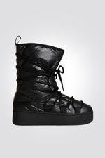 NAPAPIJRI - מגפיים עם שרוך בצבע שחור - MASHBIR//365