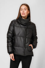 KENNETH COLE - מעיל פוך בצבע שחור - MASHBIR//365