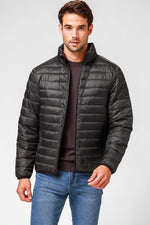 KENNETH COLE - מעיל פוף בצבע שחור - MASHBIR//365