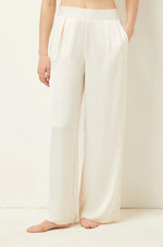 ETAM - מכנסי פיג'מה סאטן ארוכים ERINA בצבע קרם - MASHBIR//365