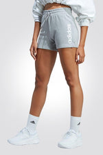 ADIDAS - מכנסיים קצרים ESSENTIALS LINEAR בצבע אפור - MASHBIR//365