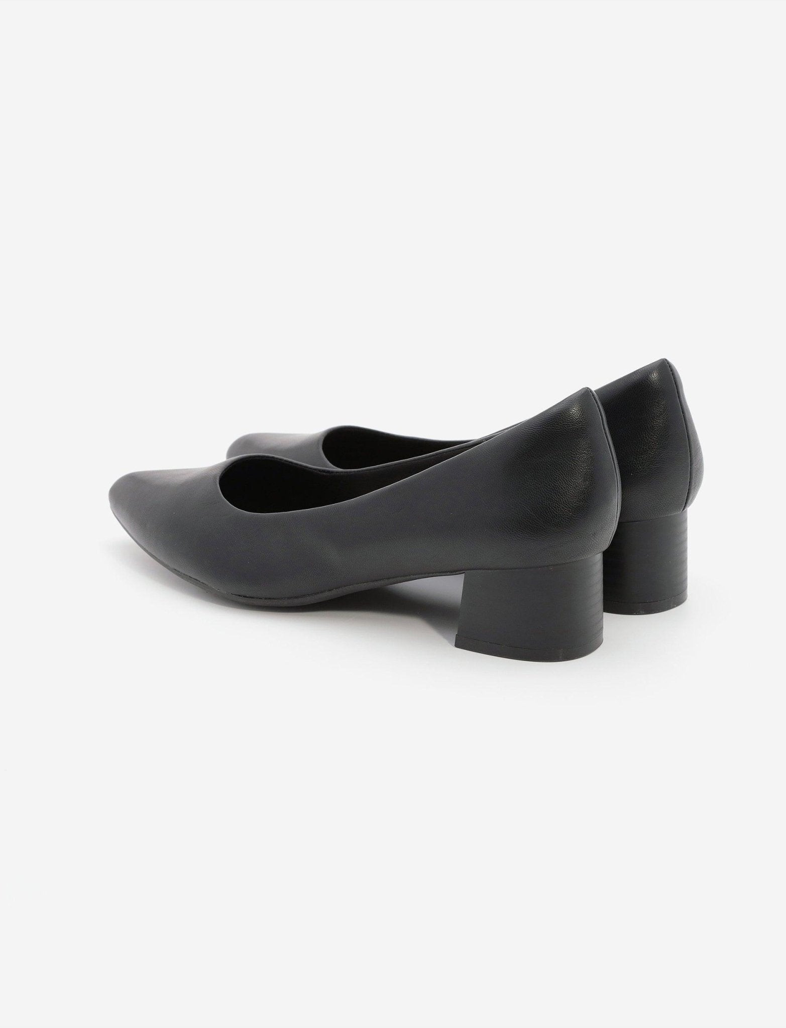 SEVENTYNINE - נעל עקב בצבע שחור - MASHBIR//365