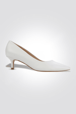 LADY COMFORT - נעל עקב שפיץ בצבע לבן - MASHBIR//365