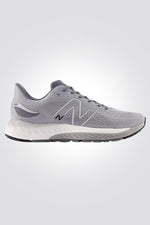 NEW BALANCE - נעל ריצה לגבר M880 בצבע אפור - MASHBIR//365