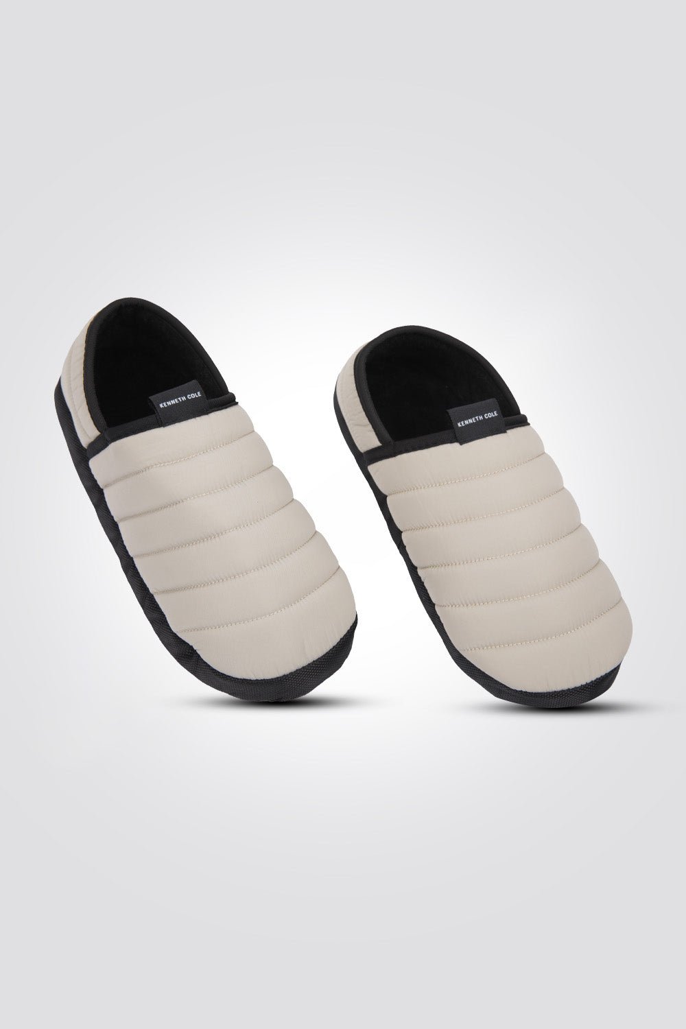 KENNETH COLE - נעלי בית לגברים בצבע בז' - MASHBIR//365