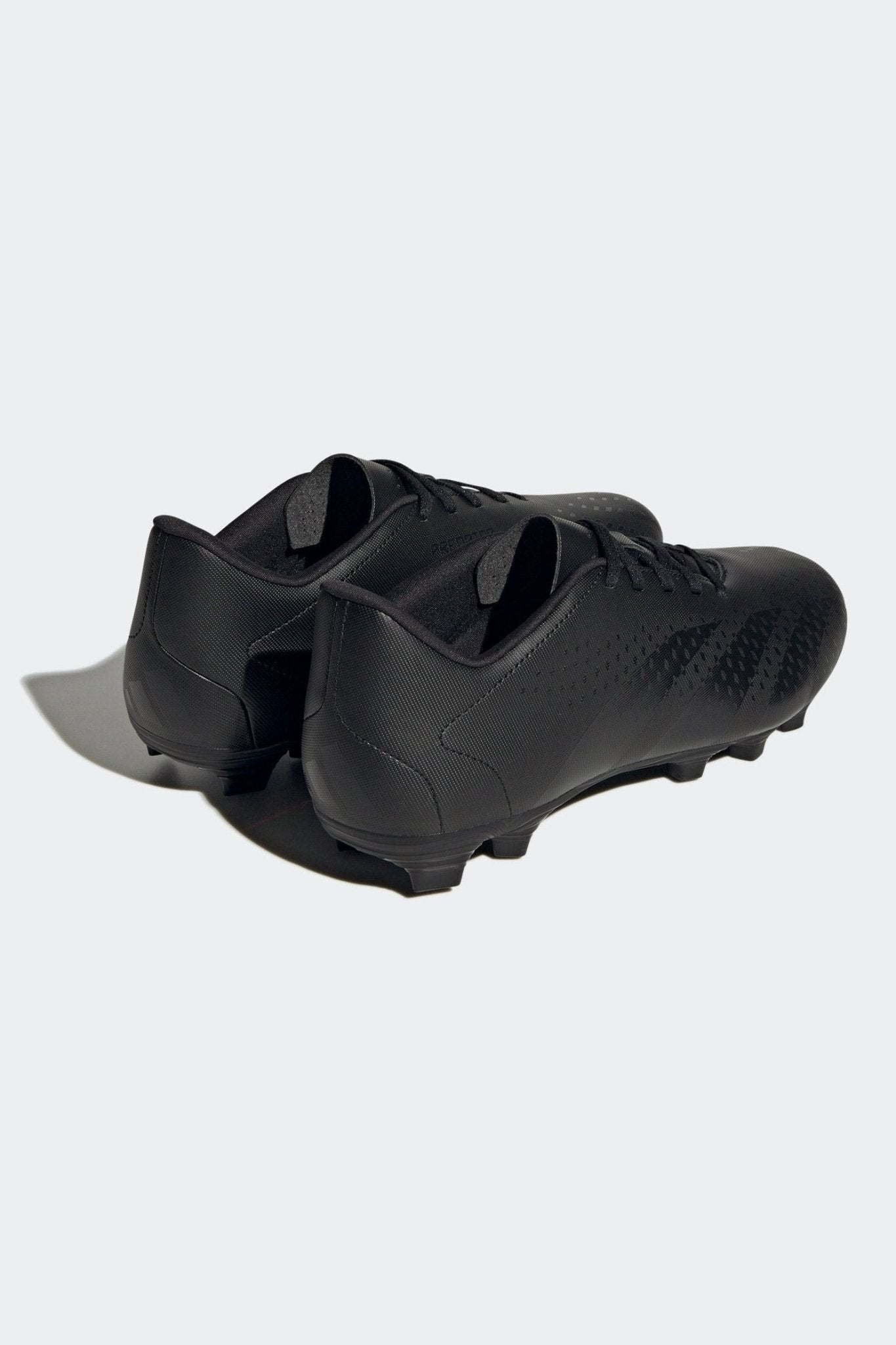 ADIDAS - נעלי קטרגל PREDATOR ACCURACY.4 FLEXIBLE בצבע שחור - MASHBIR//365