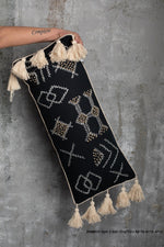 ASHRAM - כרית נוי דגם ברייט בצבע שחור - MASHBIR//365