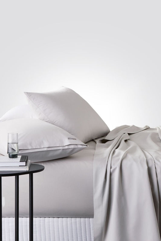 REPLAY - סדין מיטה זוגית 180/200 כותנה ובמבוק בצבע אפור - MASHBIR//365