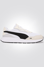 PUMA - סניקרס Runtamed Plus לגבר בצבע לבן - MASHBIR//365