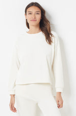 ETAM - סווטשירט קטיפתי DUNKAN בצבע קרם - MASHBIR//365