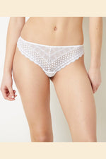 ETAM - תחתוני טנגה תחרה CHERIE CHERIE בצבע לבן - MASHBIR//365