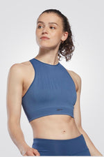 REEBOK - טופ אימון Myoknit Crop בצבע כחול - MASHBIR//365