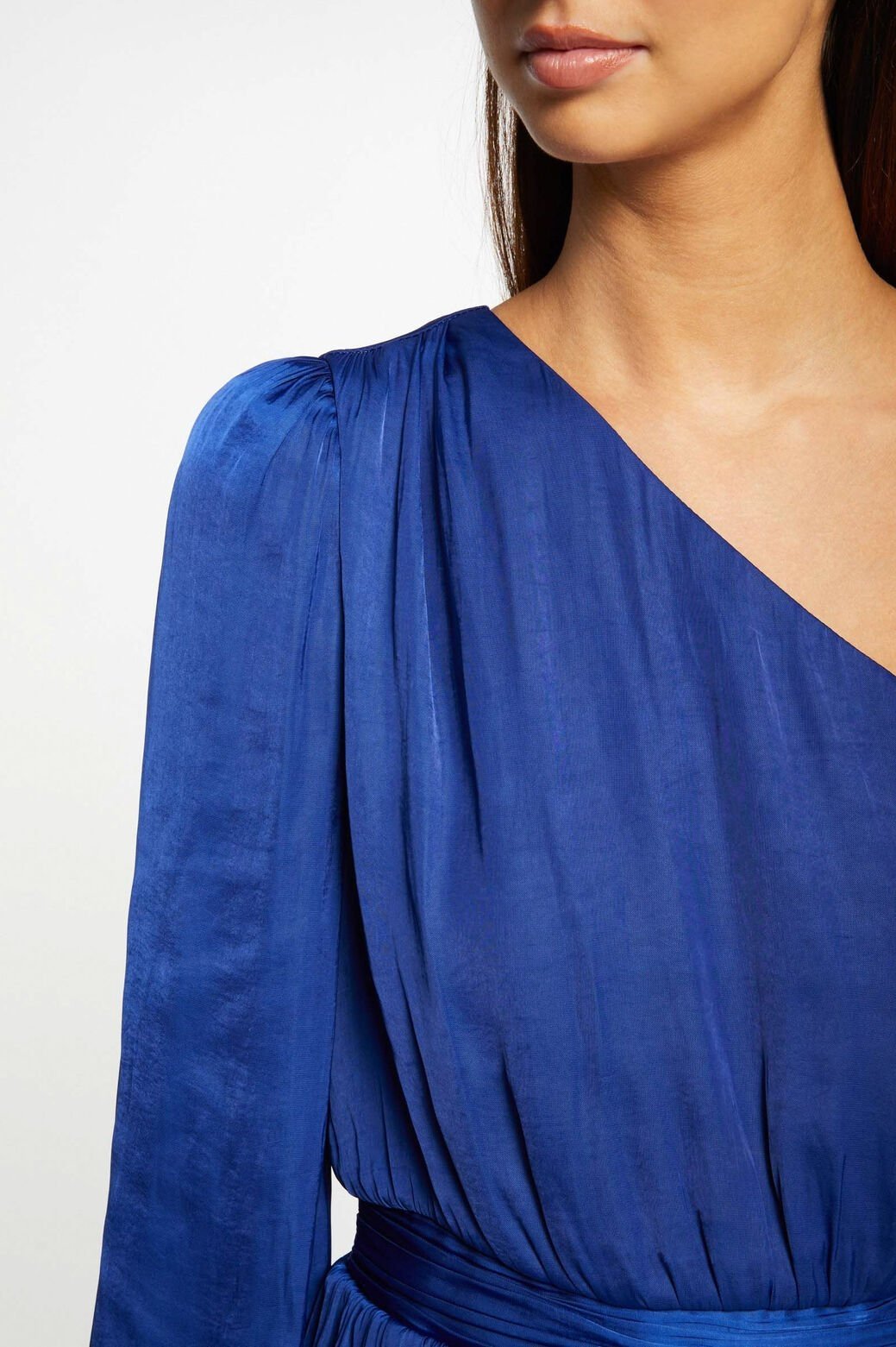 MORGAN - חולצה אלגנטית כתף אחת בצבע כחול - MASHBIR//365