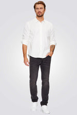 LEE - חולצה מכופתרת לגברים PATCH SHIRT בצבע לבן - MASHBIR//365