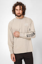 TIMBERLAND - חולצת לוגו שרוול ארוך בצבע בז' - MASHBIR//365