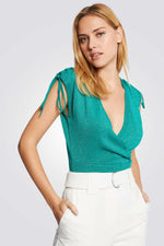 MORGAN - חולצת מעטפת מנצנצת בצבע טורקיז - MASHBIR//365