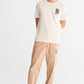 TIMBERLAND - חולצת טריקו טכנולוגית REFIBRA™ לגברים בלבן - MASHBIR//365 - 6
