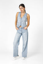 KENNETH COLE - ווסט גינס לנשים בצבע כחול בהיר - MASHBIR//365