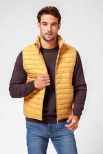 KENNETH COLE - ווסט ניילון עם צווארון בצבע חרדל - MASHBIR//365