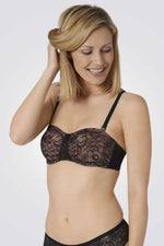 TRIUMPH - חזיית סטרפלס תחרה Amourette Charm WD שחורה - MASHBIR//365