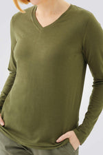 COOL 32 - זוג גופיות פלנל לנשים צווארון וי ירוק זית - MASHBIR//365