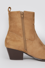 מגפוני עקב דמוי עור Baileyy בצבע חום בהיר