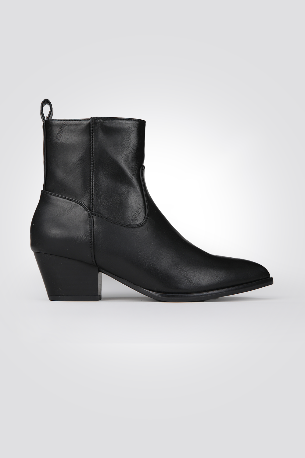 מגפוני עקב דמוי עור Baileyy בצבע שחור