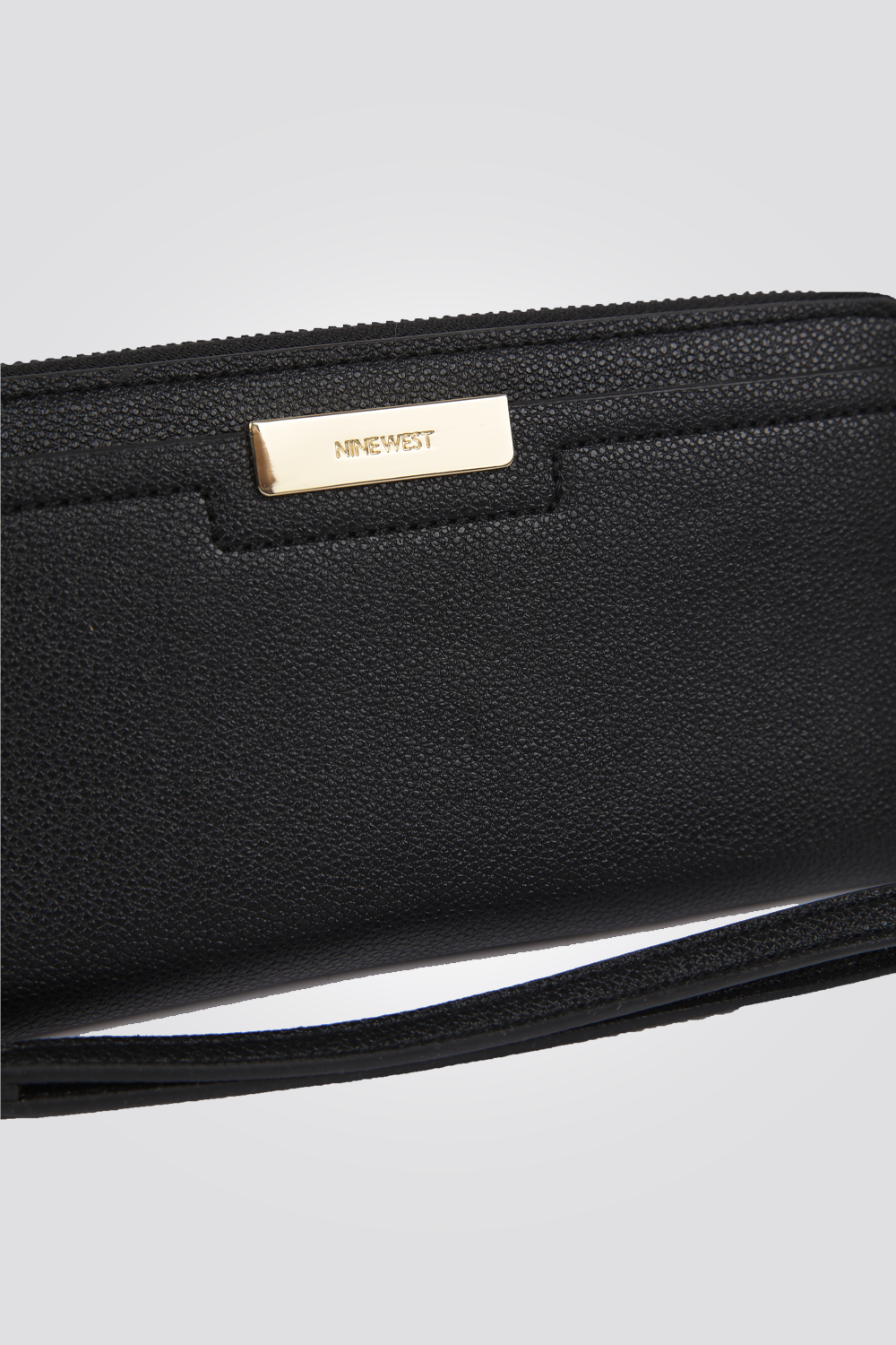 ארנק בצבע שחור 