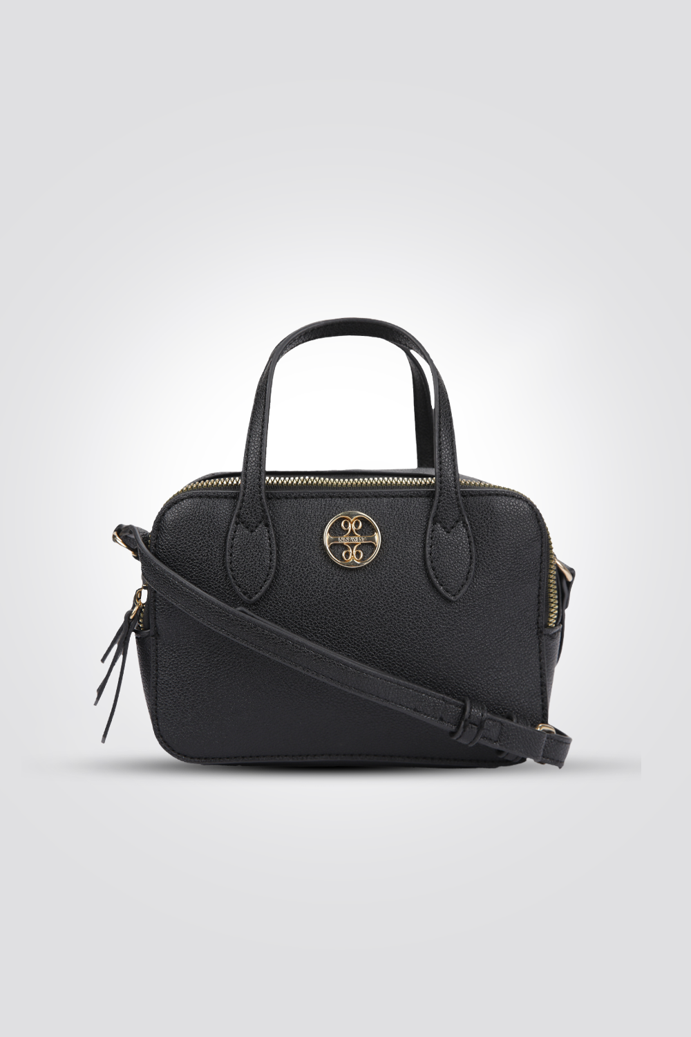 תיק נשיאה קטן לנשים בצבע שחור